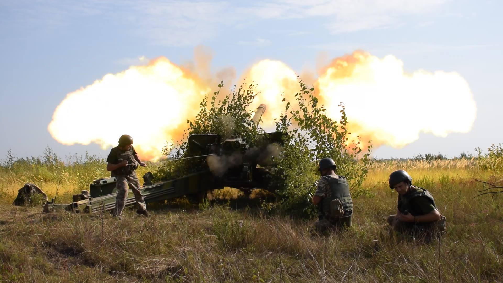 Сейчас боевые. Артиллерия ВСУ. Война на Украине артиллерия. Гаубица ВСУ. Наступление ВСУ.