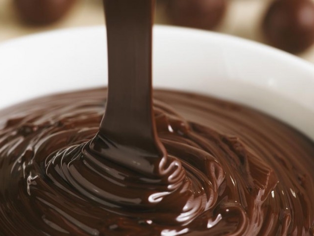 Шоколадная глазурь из какао, молока и масла