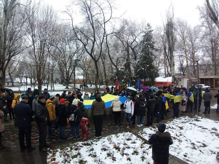 Новости украины самые свежие 2023. Митинг в Ереване. Митинги в Украине сейчас. Луганск митинг. Одесса митинг март 2022.