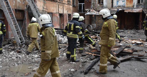 В Одессе обнаружены еще два тела погибших при пожаре в колледже