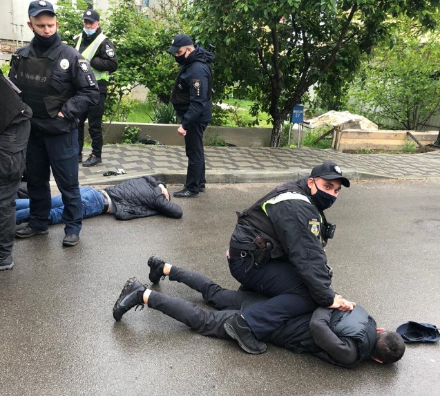 На Киевщине введен план-перехват из-за перестрелки в Броварах