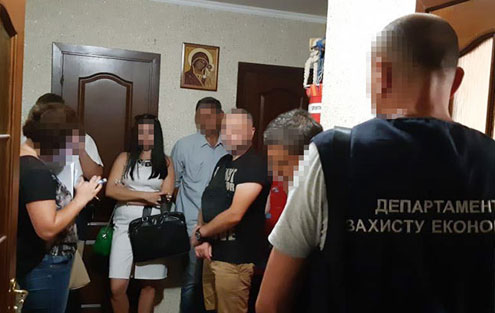 Нацполиция задержала работников вуза в трех регионах страны