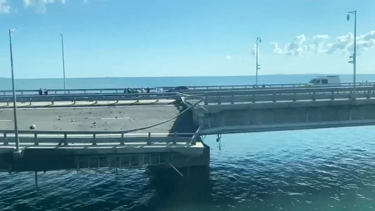 Крымский мост, путин
