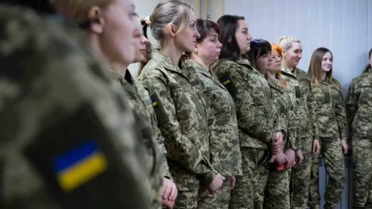 армия, женщины