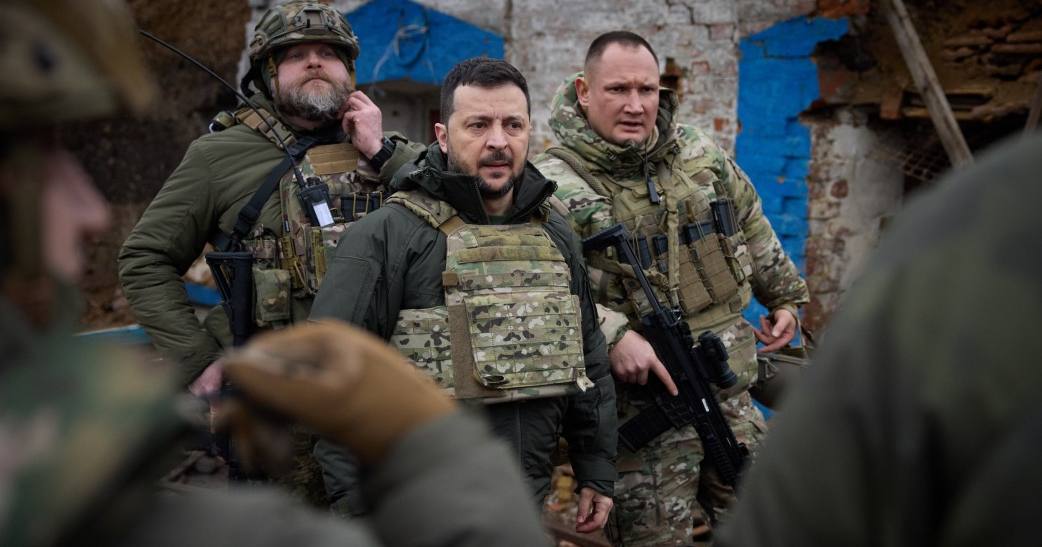 В.Зеленський у розташуванні 65-ї омбр / Фото ОПУ