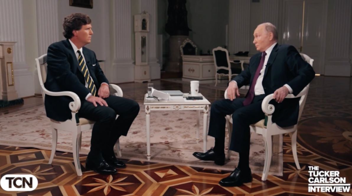 Володимир Путін і Такер Карлсон / Скріншот з інтерв’ю