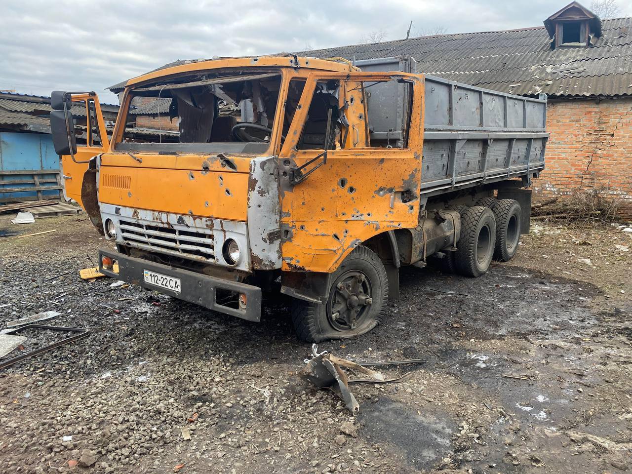 Последствия ночного обстрела с.Липцы / Фото из Telegram-канала А.Синегубова