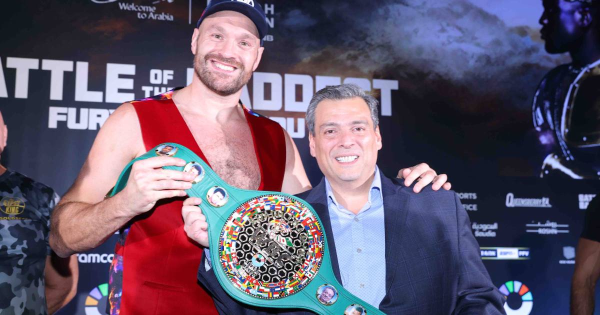 Тайсон Фьюри и Маурисио Сулейман / Фото BoxingScene Staff