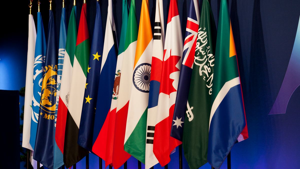Прапори країн-членів G20 /Getty Images