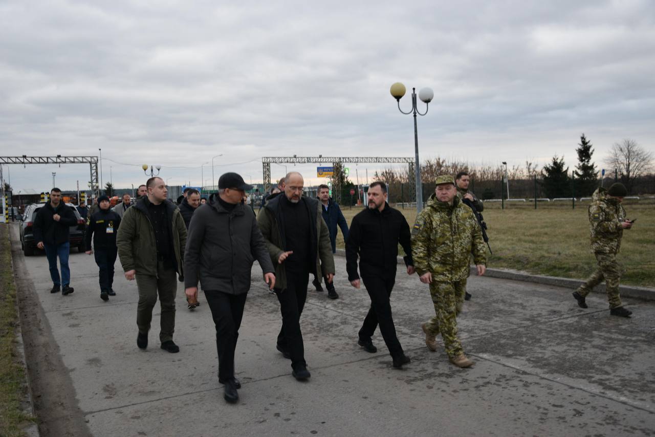 Клименко з урядовою делегацією / МВС України