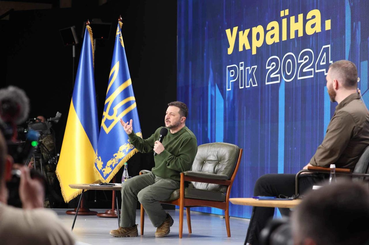 В.Зеленський проводить пресконференцію, присвячену другій річниці широкомасштабного вторгнення РФ в Україну / Скріншот трансляції