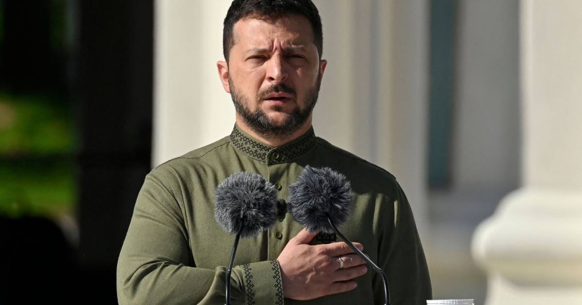 Владимир Зеленский во время торжественной церемонии по случаю Дня Независимости Украины в прошлом году / Фото AFP