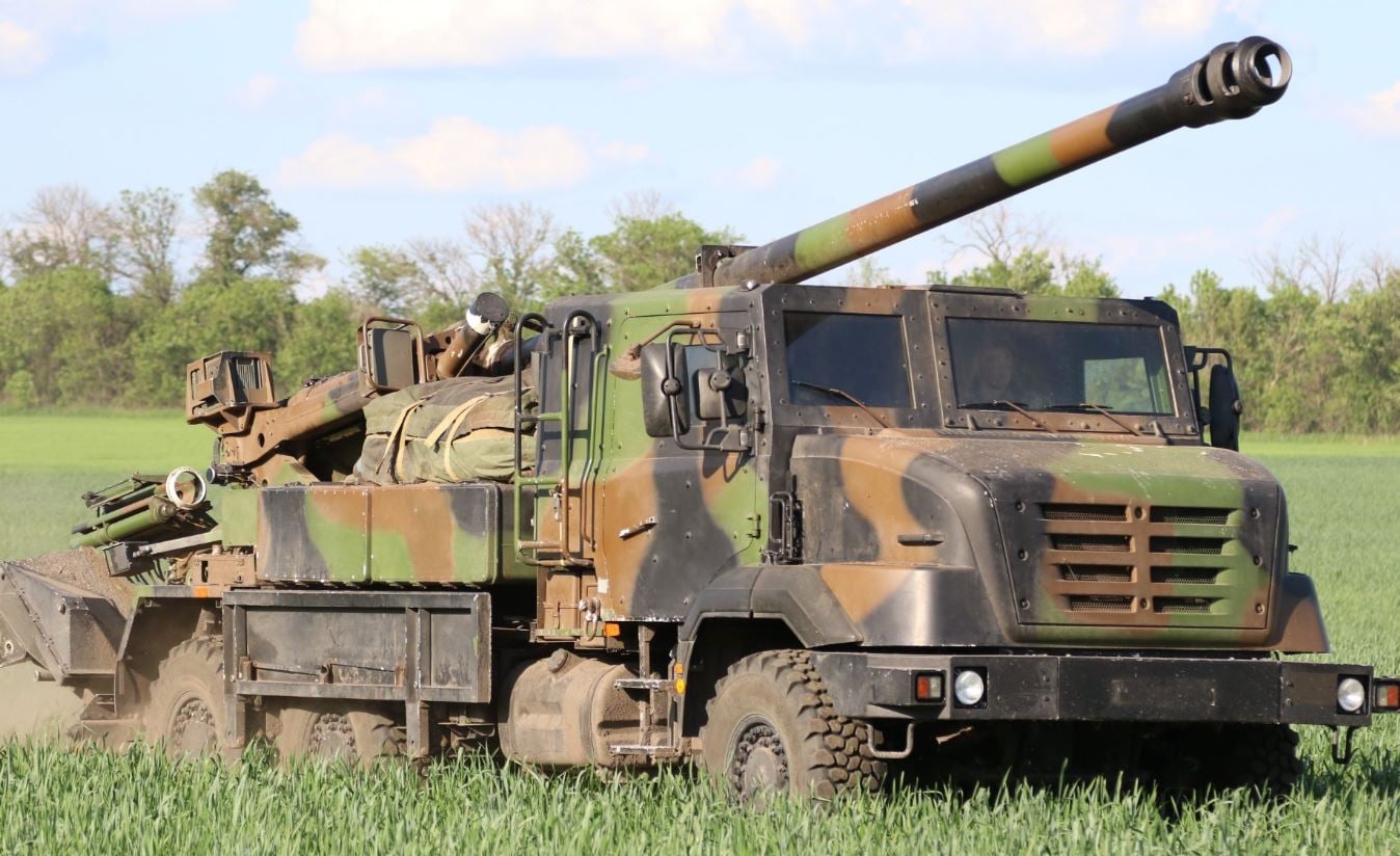 Французская САУ CAESAR в степях Украины / Фото из открытых источников.