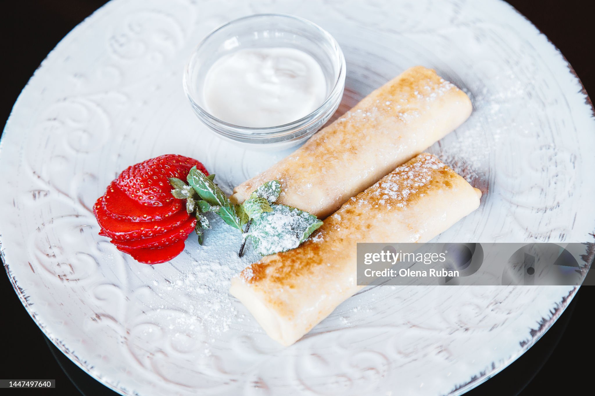 Млинці з начинкою / Getty Images