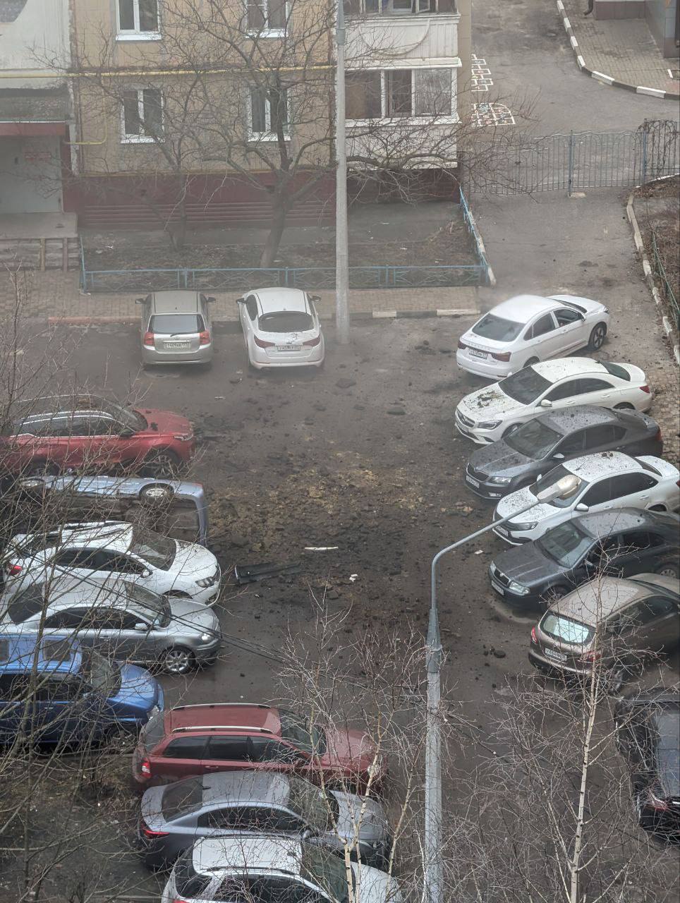 Беспилотники атаковали два НПЗ в Самарской области, Белгород под обстрелом.  Читайте на UKR.NET