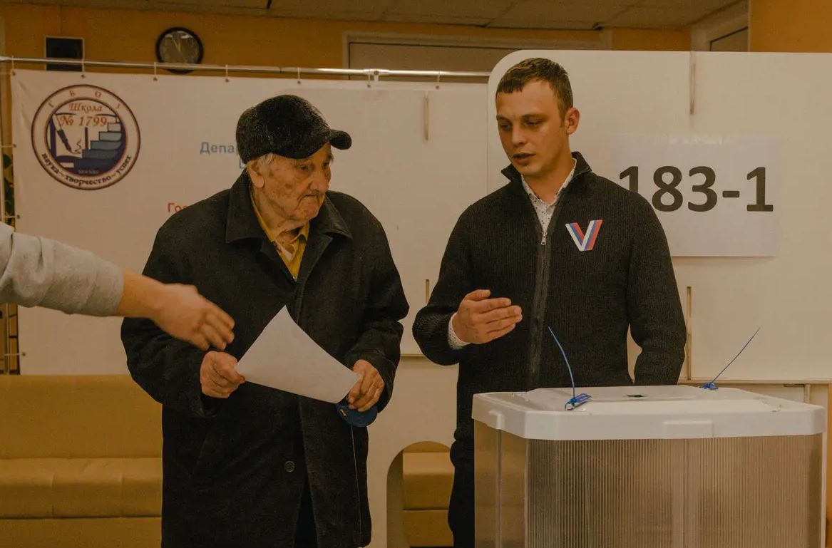 Избирательный участок в Москве / Фото: The New York Times