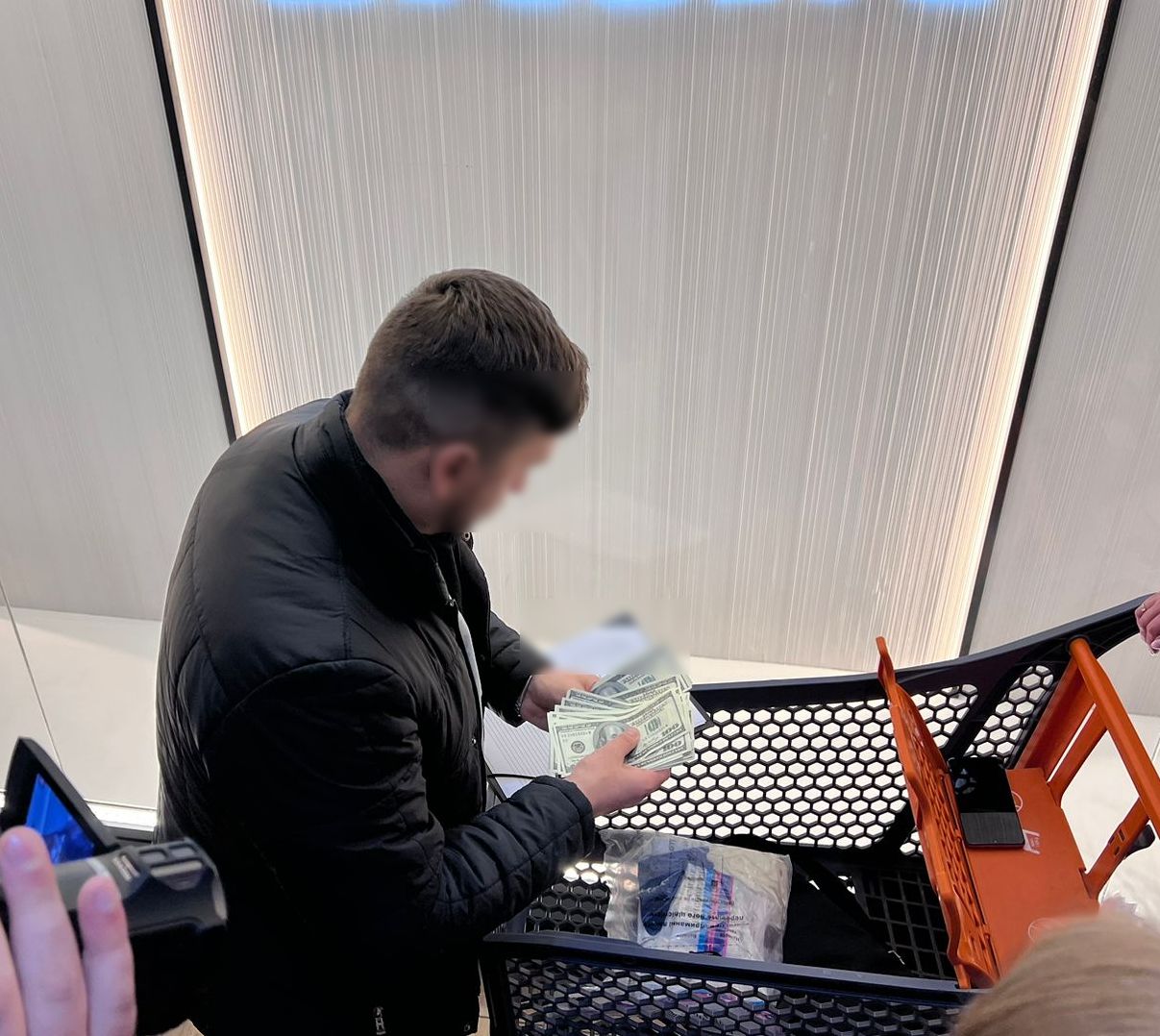 Во Львовской области правоохранители разоблачили злоумышленницу / ГПСУ