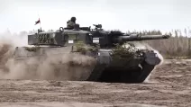 Іспанія, танки, україна
