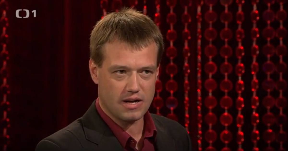 Олександр Барабанов у програмі Чеського телебачення "Вам слово" під час анексії Криму Росією у 2014 / Скріншот з програми ČT