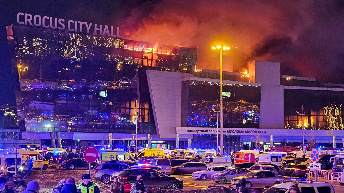 Горящий "Крокус Сити Холл" в Подмосковье / Фото: АГН Москва