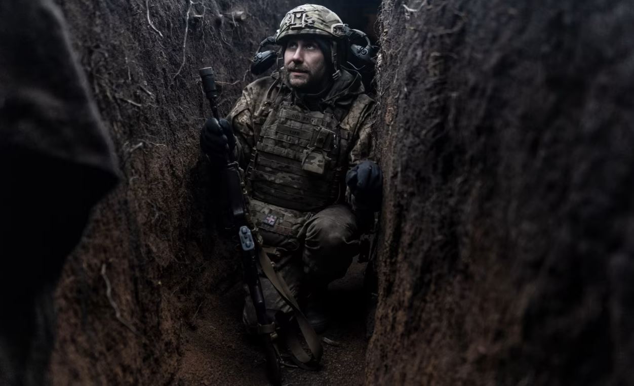 Український солдат  в окопі / Фото: Getty Images