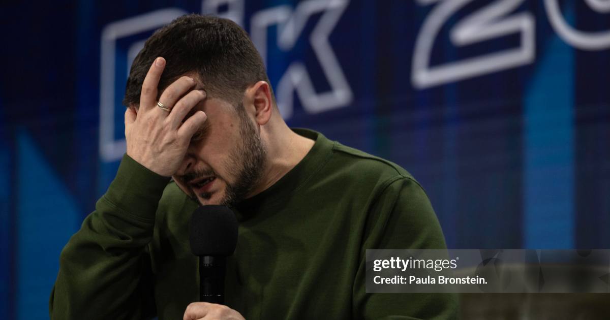 Президент України Володимир Зеленський під час прес-конференції на форумі "Рік України 2024" 25 лютого 2024 року в Києві / Фото Getty Images