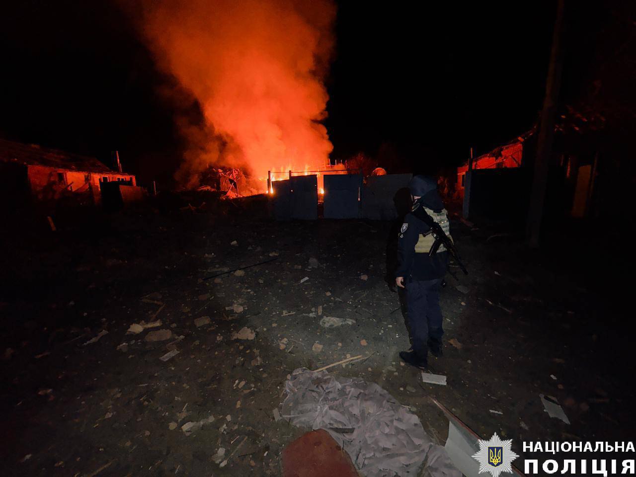 В результаті російських обстрілів один чоловік загинув, троє громадян поранені / Фото поліція Харківської області