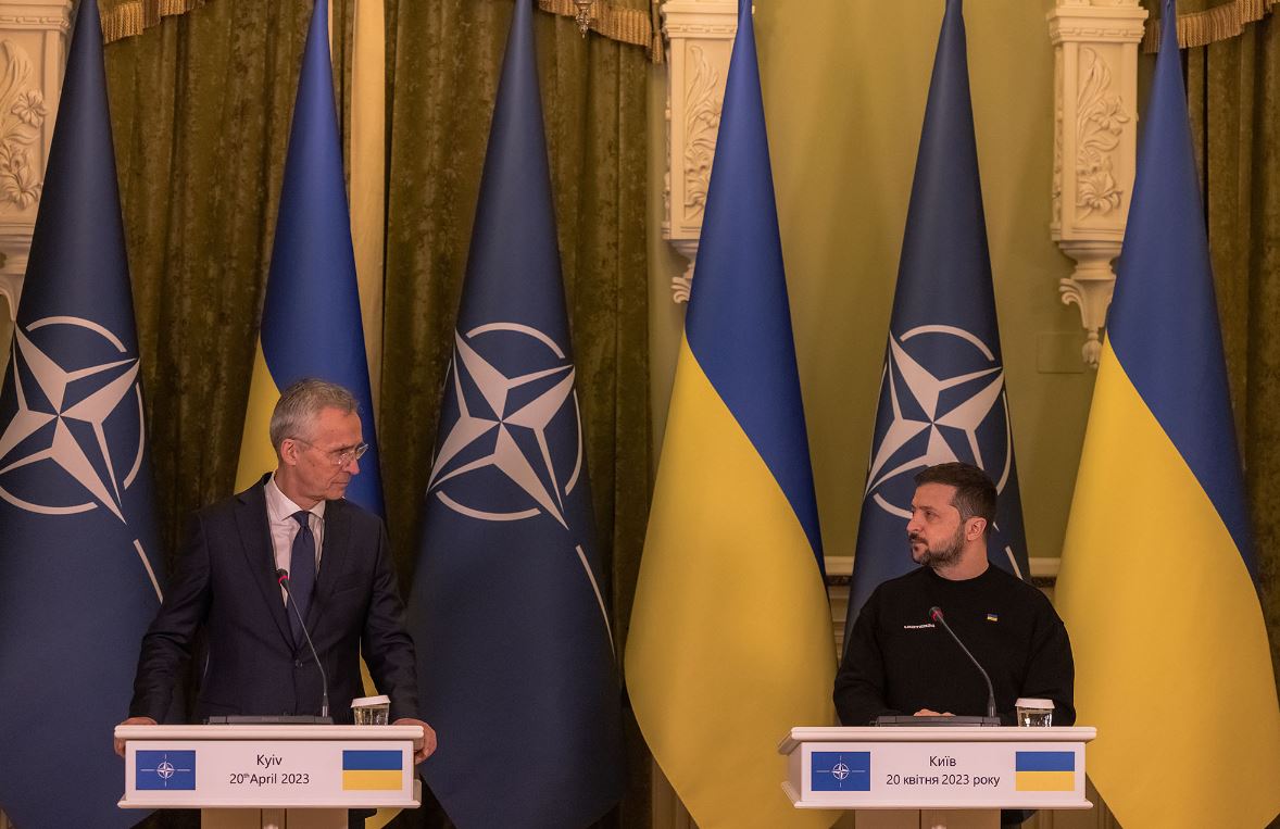 Генсек НАТО Йенс Столтенберг и президент Украины Владимир Зеленский / Фото: Getty Images