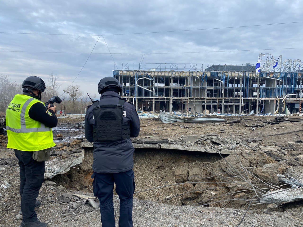 Ворог знову бив двічі - прицільно по житлових багатоповерхівках, дитячих садочках та цивільній інфраструктурі / Фото з Facebook С. Болвінова