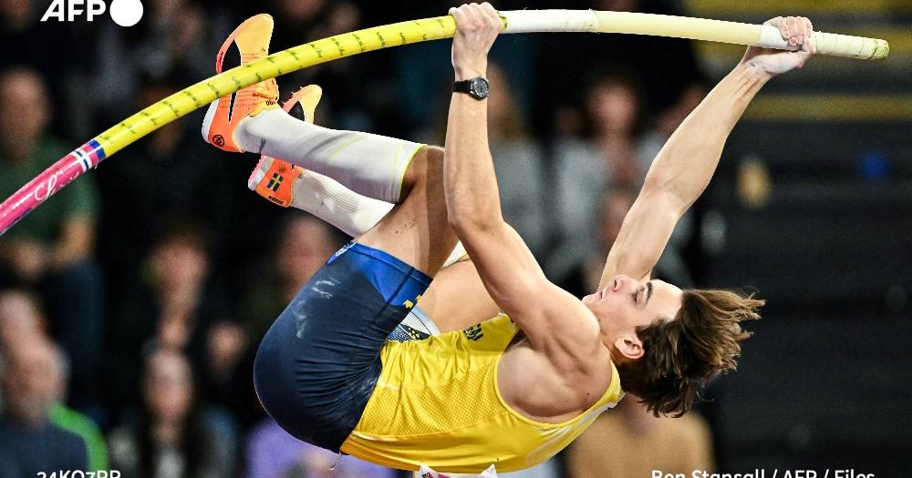 Арман “Mondo” Дюплантіс під час встановлення нового світового рекорду / Фото AFP