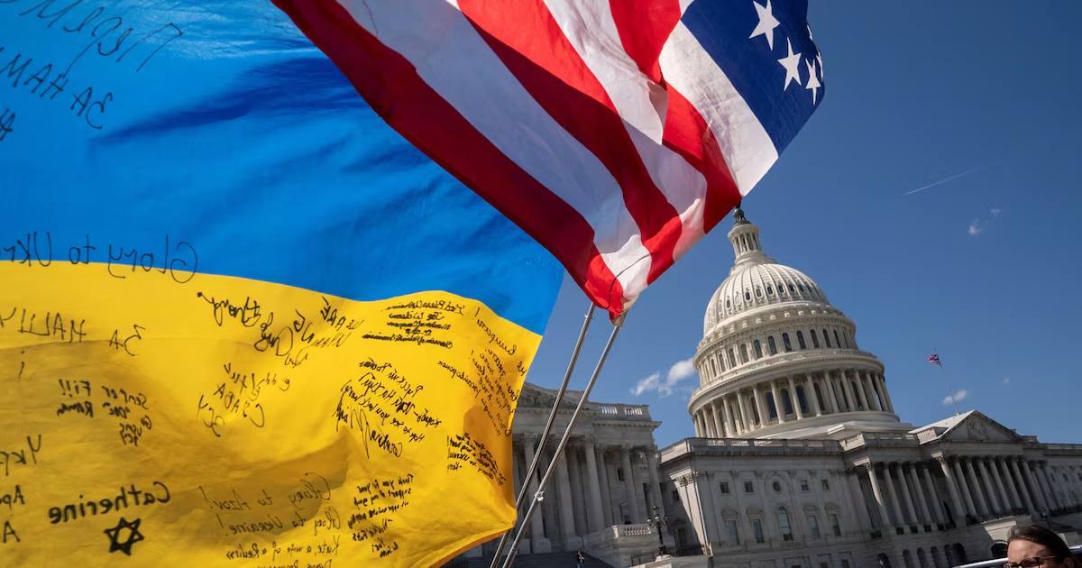 Флаги развеваются во время демонстрации сторонников Украины у Капитолия США, 20 апреля 2024 / Фото Reuters