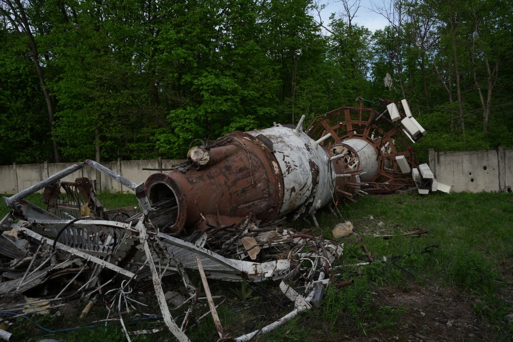 Наслідки удару РФ по телевежі у Харкові, 22 квітня 2024 року / Фото: Суспільне Харків