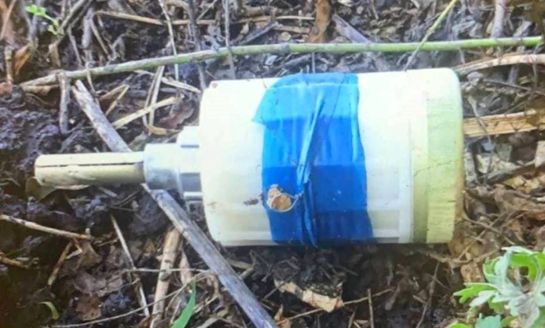 Газова граната К-51 на одній з позицій українських сил / Фото з соцмереж