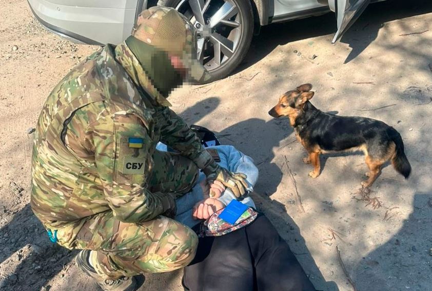 Затримання російського агента / Фото: СБУ