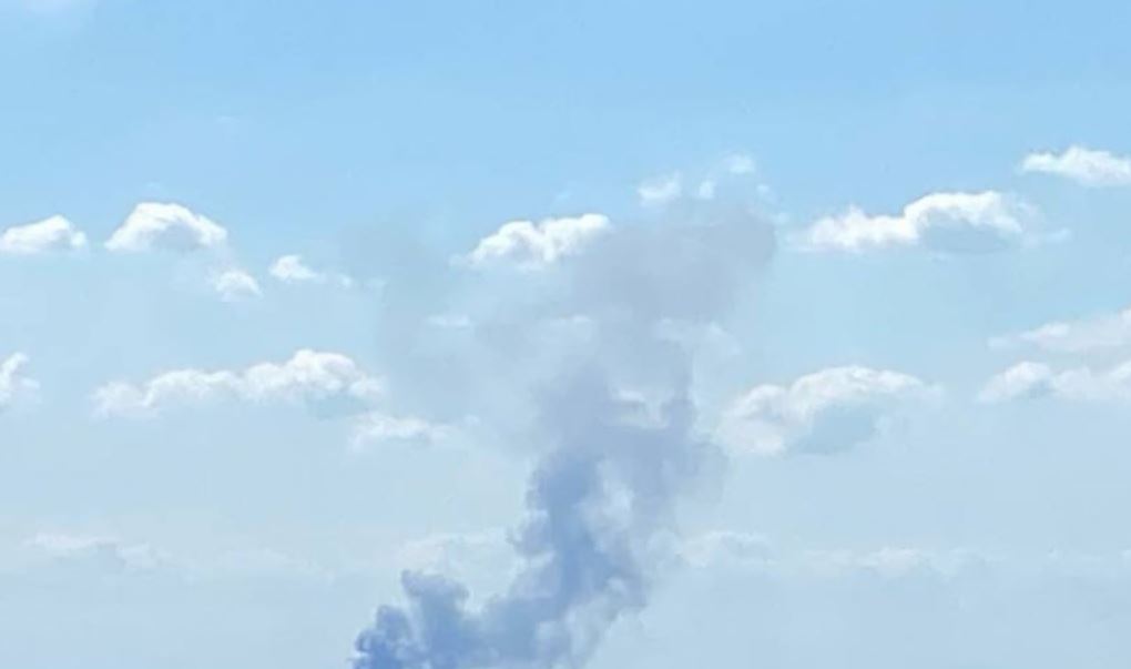 Дым, который поднялся после взрыва в Одессе / Фото: Суспільне