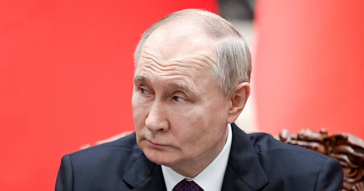 Президент Росії Володимир Путін під час зустрічі з головою КНР Сі Цзіньпіном у Великому народному залі в Пекіні, 16 травня 2024 року / Фото Reuters