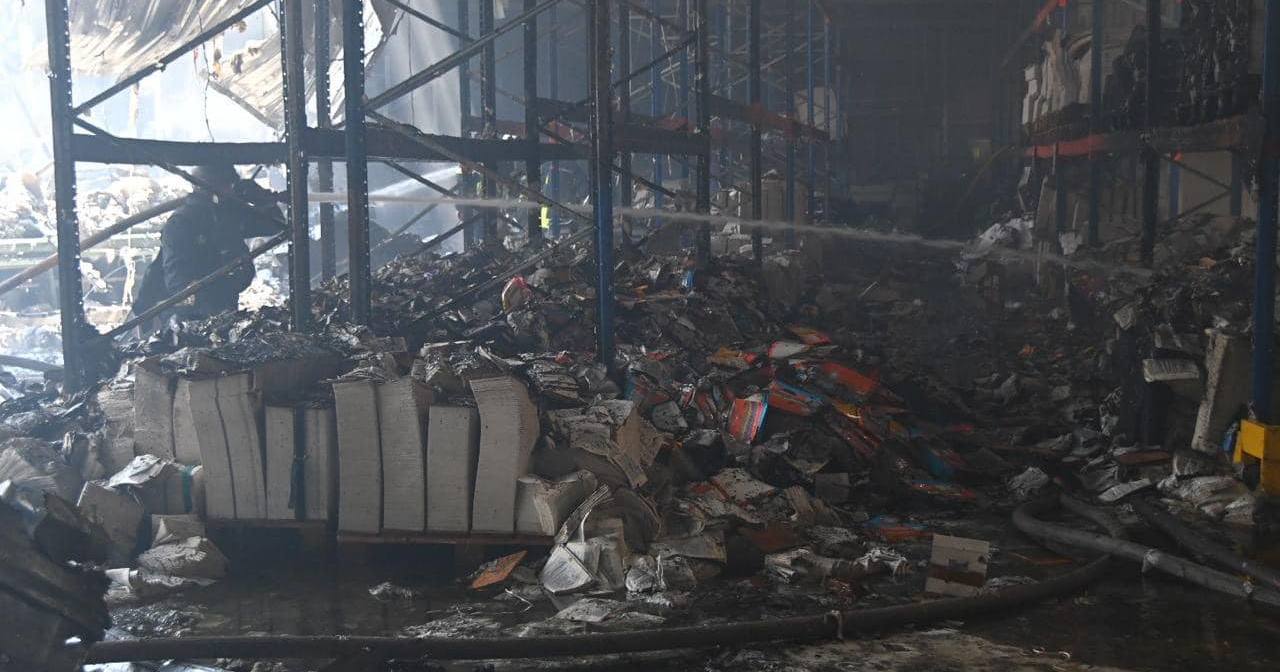 Наслідки удару РФ по друкарні "Фактор-друк" у Харкові / Фото Facebook Юлія Орлова