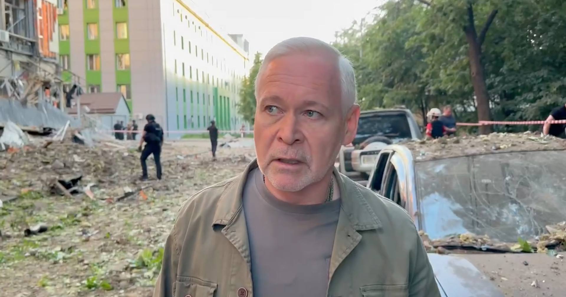 Мэр Харькова Игорь Терехов на месте удара по центральной части города / Скриншот с видео