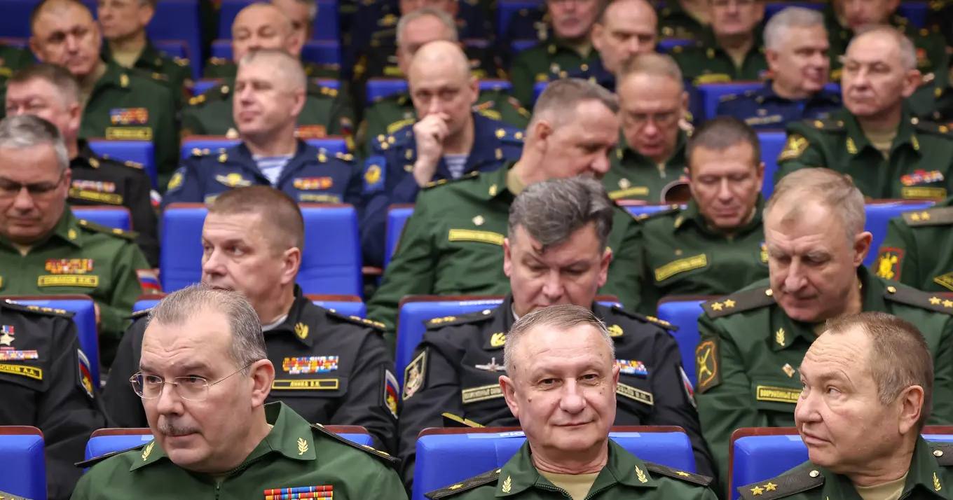 Після того як у Міністерстві оборони почастішали випадки звільнень і арештів, серед російського генералітету спостерігається нервозність / Фото ТАСС