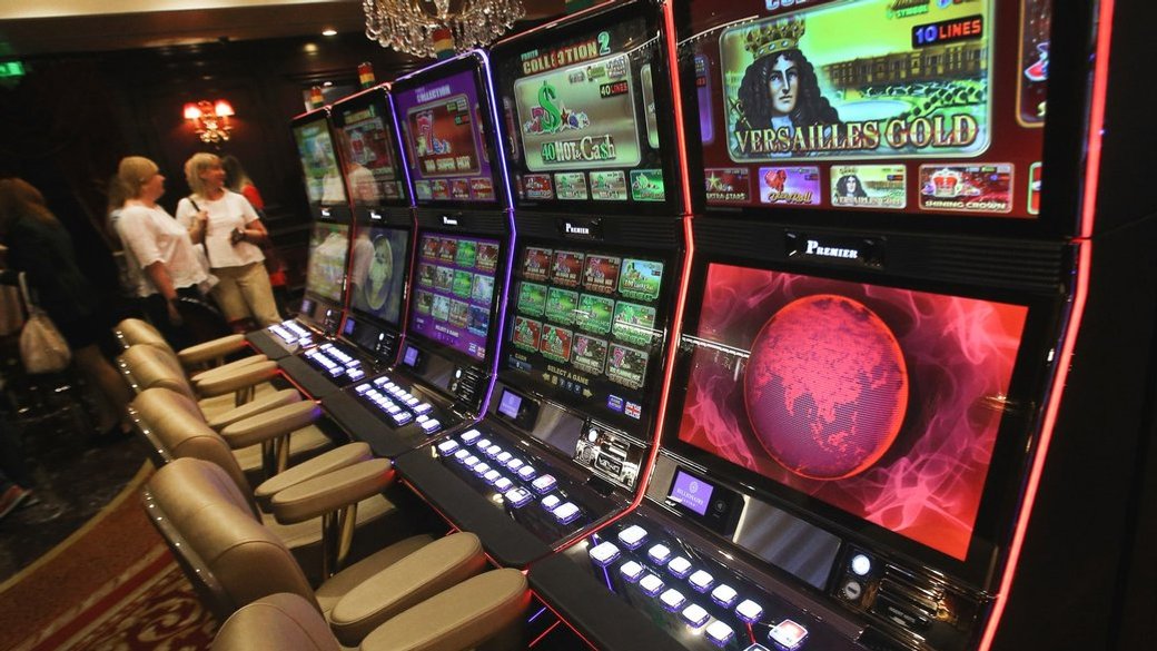 Ігрові автомати в першому легальному казино "Billionaire casino" у Києві / Фото: УНІАН