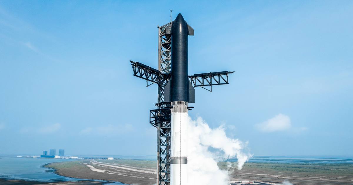 SpaceX: "Четвертий політ Starship має наблизити нас до швидкого багаторазового майбутнього, яке маячить на горизонті" / Фото SpaceX