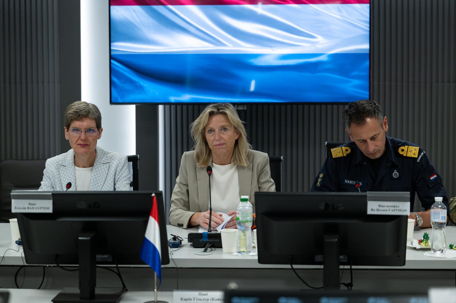 Министр обороны Нидерландов Кайса Оллонгрен (по центру) / Фото: Rustem Umerov