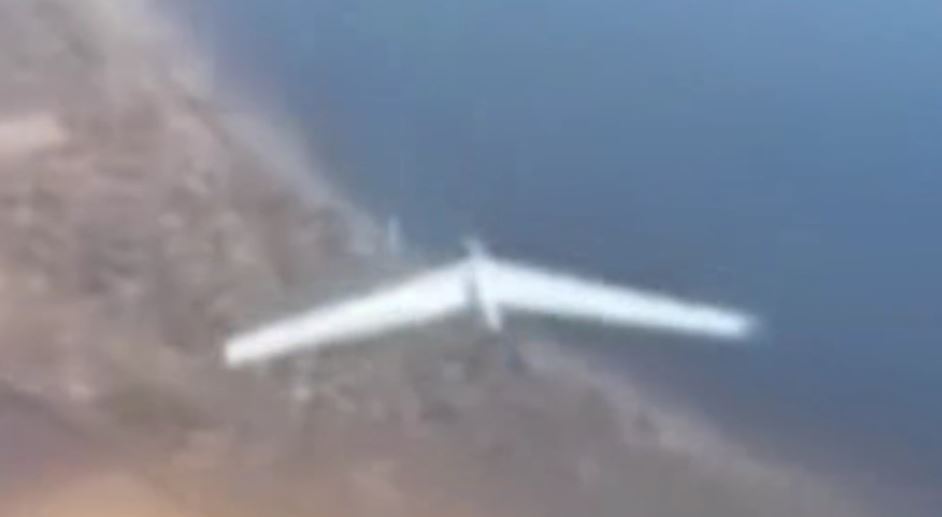 Момент перехоплення ворожого безпілотника ZALA FPV-дроном / Скриншот з відео ДПСУ