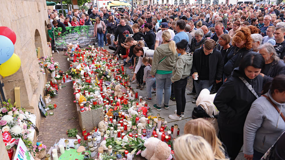 Акция памяти убитой 9-летней беженки из Украины в немецком городе Дебельн / Фото Bild