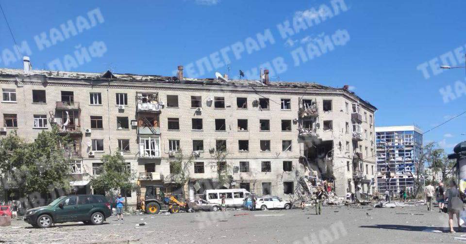 Последствия удара по Харькову 22 июня 2024 года / Фото телеграмм-канал @kharkivlife