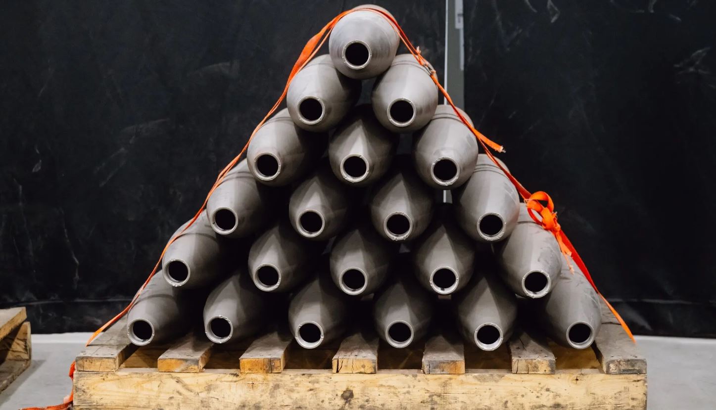 Артиллерийские снаряды на ранних стадиях производства / Фото: The New York Times