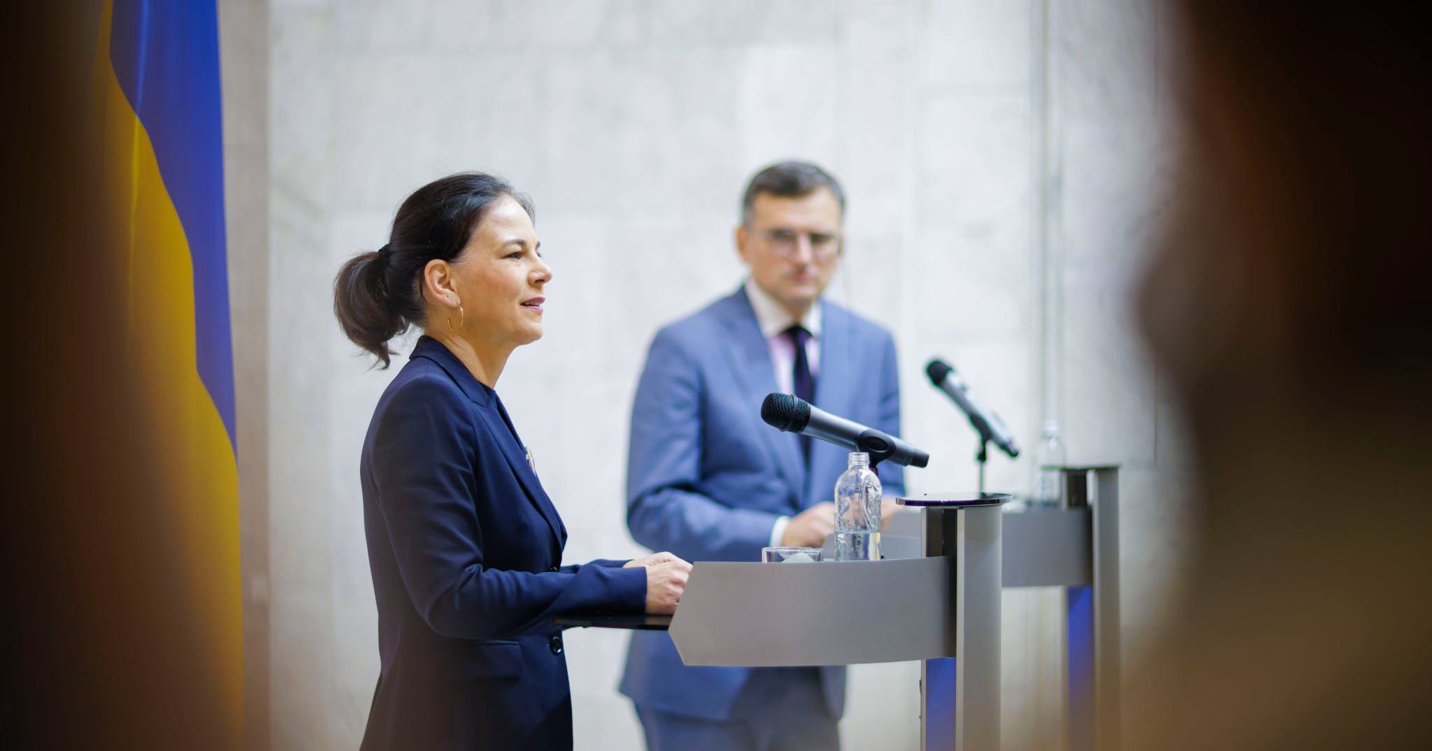 Анналена Бербок у Києві під час спільної пресконференції з главою українського МЗС Дмитром Кулебою 21 травня 2024 року / Фото Auswärtiges Amt