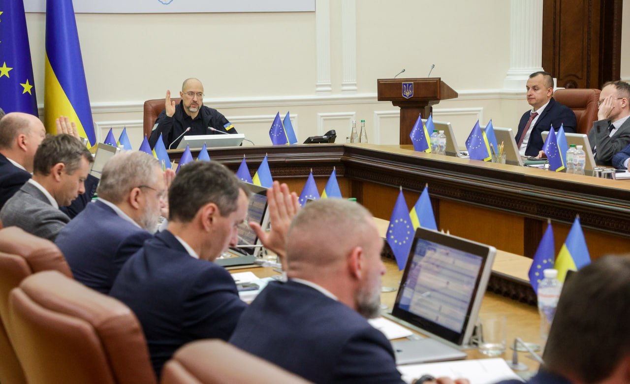Прем'єр-міністр Денис Шмигаль на засіданні Уряду / Фото: Кабмін
