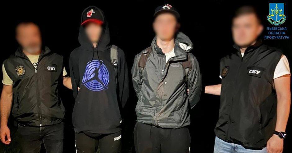 Во Львове задержаны двое мужчин, подозреваемых в поджоге авто украинских военных / Фото Львовская областная прокуратура