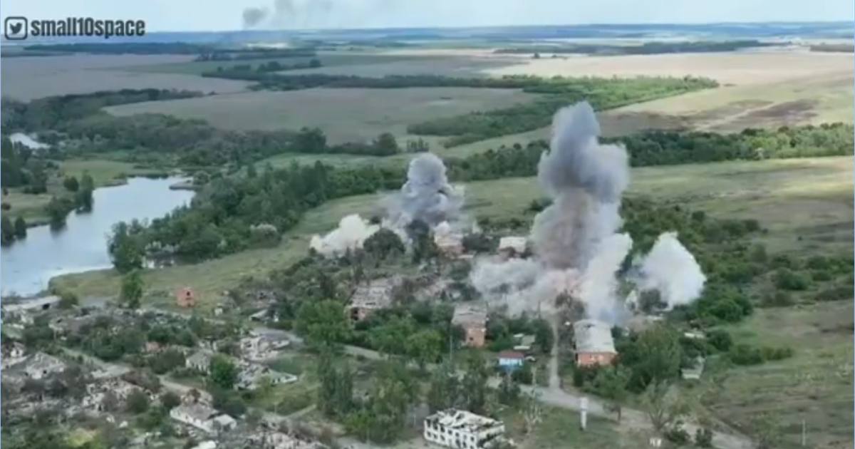 Глибоке під ударами російських КАБів / Скріншот відео